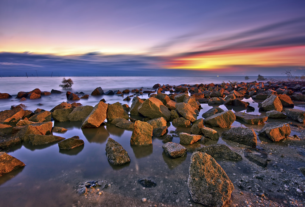 pantai sabak bernam