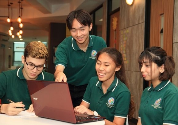 The Oxford International College-Westlake Scholarship Award