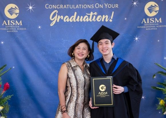 Highest Achiever of HSC Exam Spills the Tea