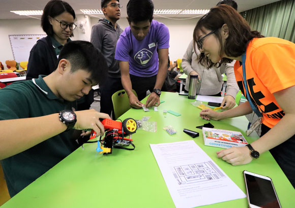 Westlake Nurtures Students Through STEM Learning And The Inquiry-Based Learning Model