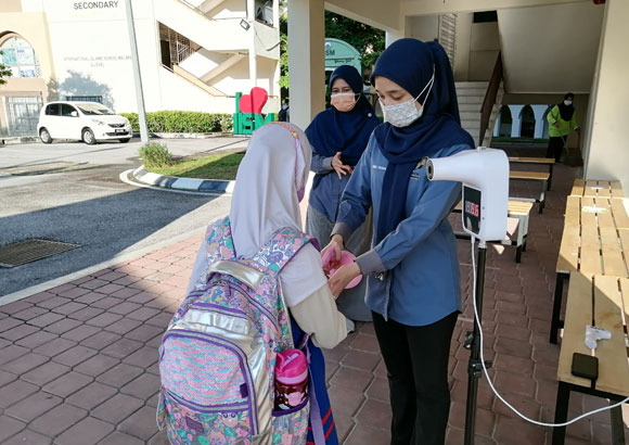 Hybrid-Blended Learning (HBL) for Learning and Development Success in International Islamic School Malaysia (Primary) (IISMP)
