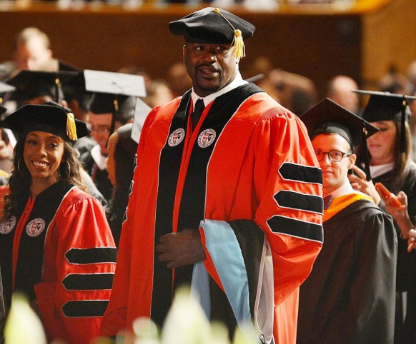 14 Celebrities That You Probably Didn't Know Earned Degrees